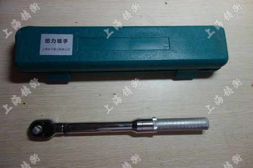 预置式扭矩扳手图片