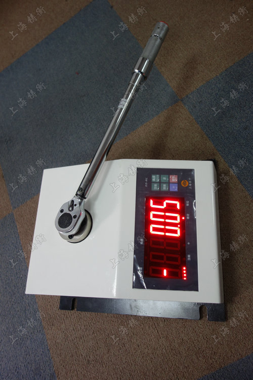 便携式扭力扳手测定仪